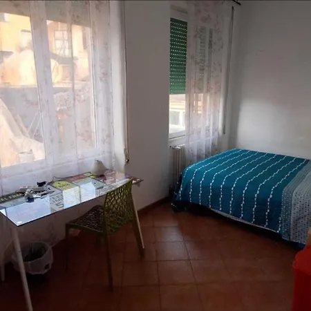 Konukevi Domus Baiano Napoli